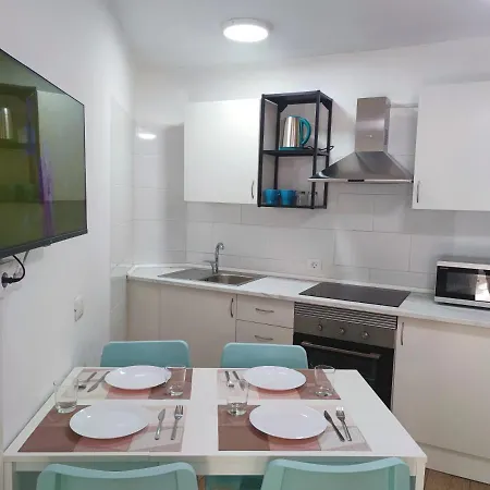 Tortugas 350mt From The Wi-fi Free Apartman