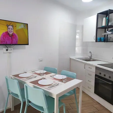 Apartman Tortugas 350mt From The Wi-fi Free *