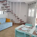 Apartment Tortugas 350mt From The Wi-fi Free Playa de las Americas (Tenerife)